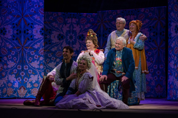 Спектакль «Не в свои сани не садись»