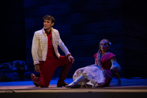 Спектакль «Не в свои сани не садись»