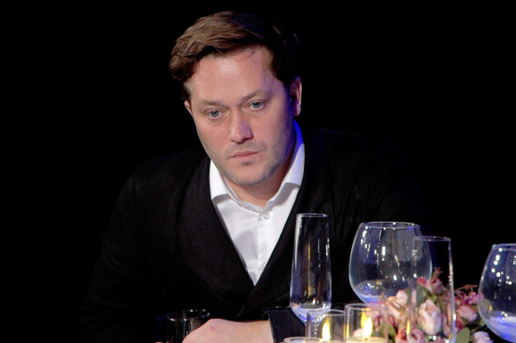 Спектакль «Свидание вслепую»